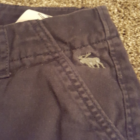 Navy shorts - Picture 2 of 3